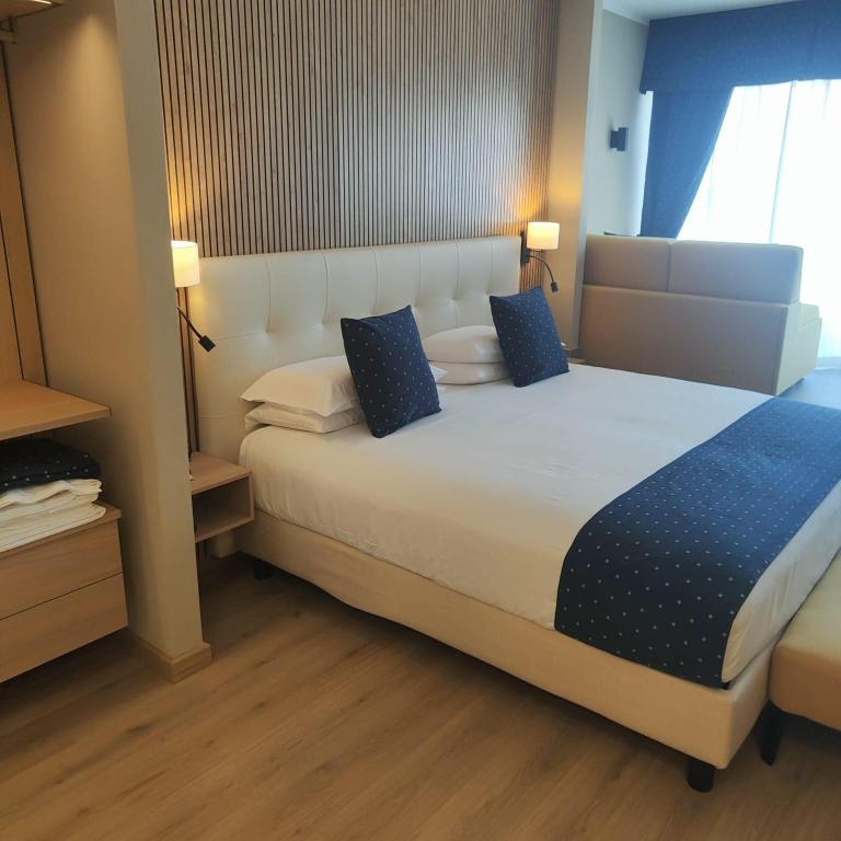 Lido International - Junior Suite - 2