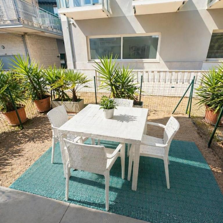 RESIDENCE PACE - Agenzia Cocal - Appartamento con 1 Camera da Letto e con Giardino - 1