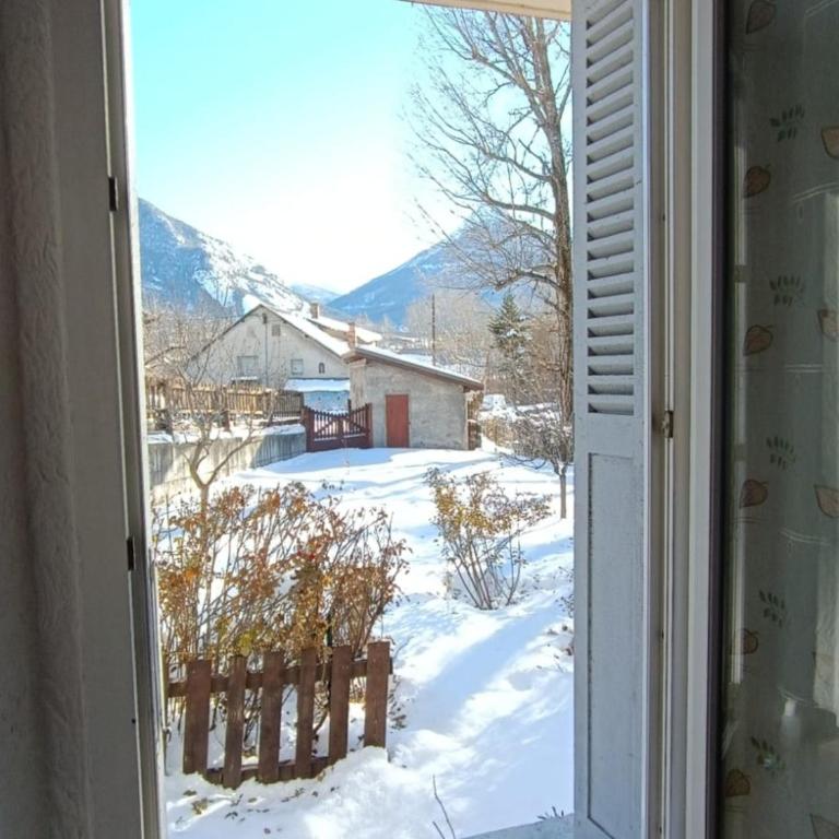 Appartement Confortable 4 Pers. à Briançon, Jardin Privatif, 300m des Pistes - FR-1-762-8 - Appartement - 9