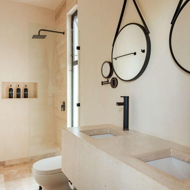 Luxury 4 Bedroom Villa with Private Rooftop Pool - Casa - 38