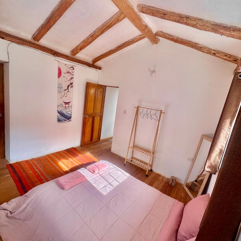 creative home in Pisac - large balcony and garden - Habitación Doble con baño compartido - 8