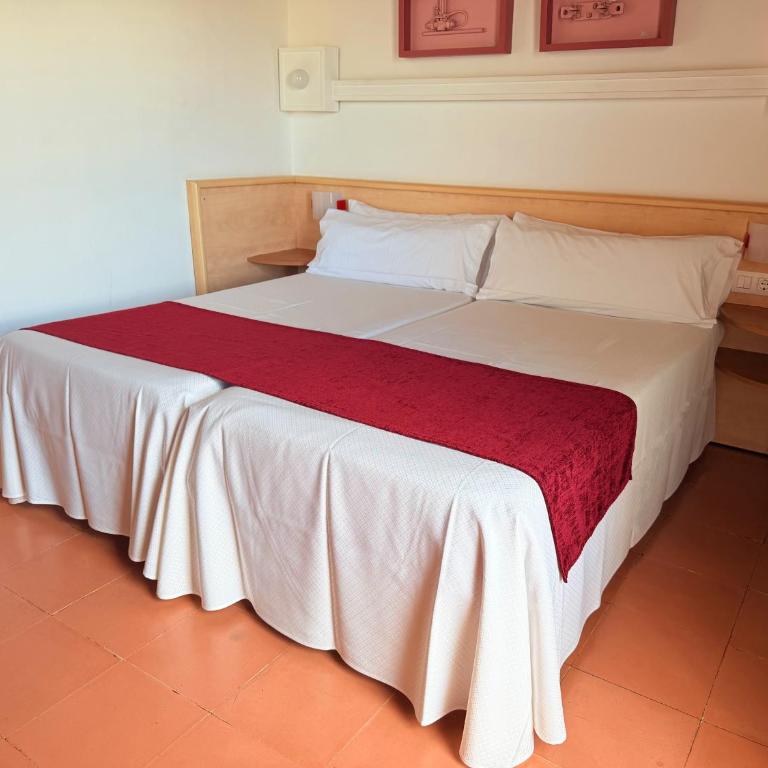 Hotel Xaine Park - Habitación Doble - 2 camas - 3