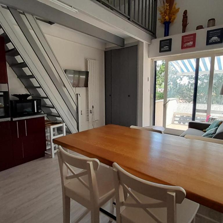 T2 en duplex spacieux et central - Apartment mit 2 Schlafzimmern - 22