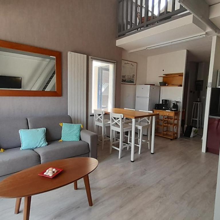 T2 en duplex spacieux et central - Apartment mit 2 Schlafzimmern - 3
