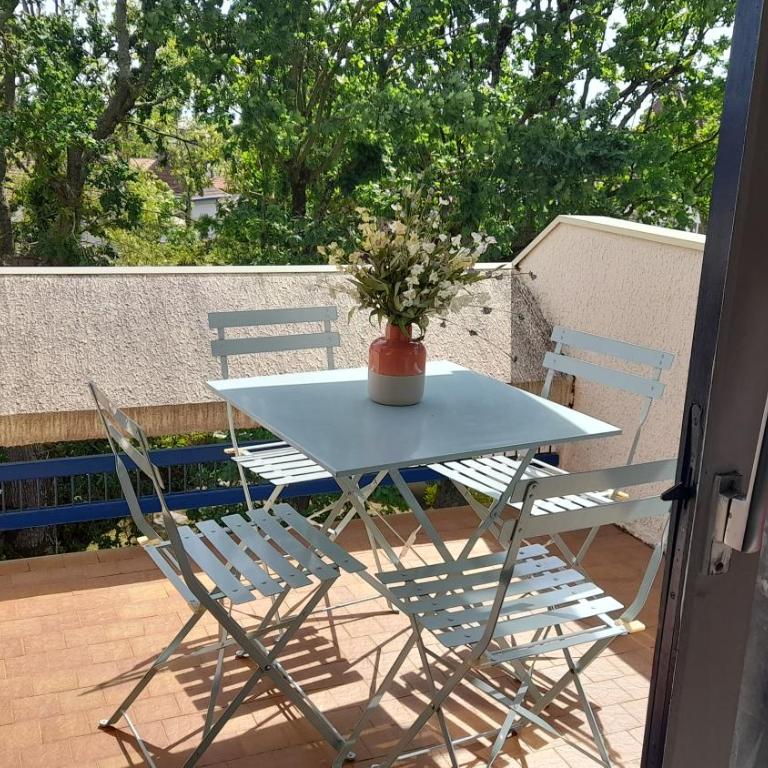T2 en duplex spacieux et central - Apartment mit 2 Schlafzimmern - 2