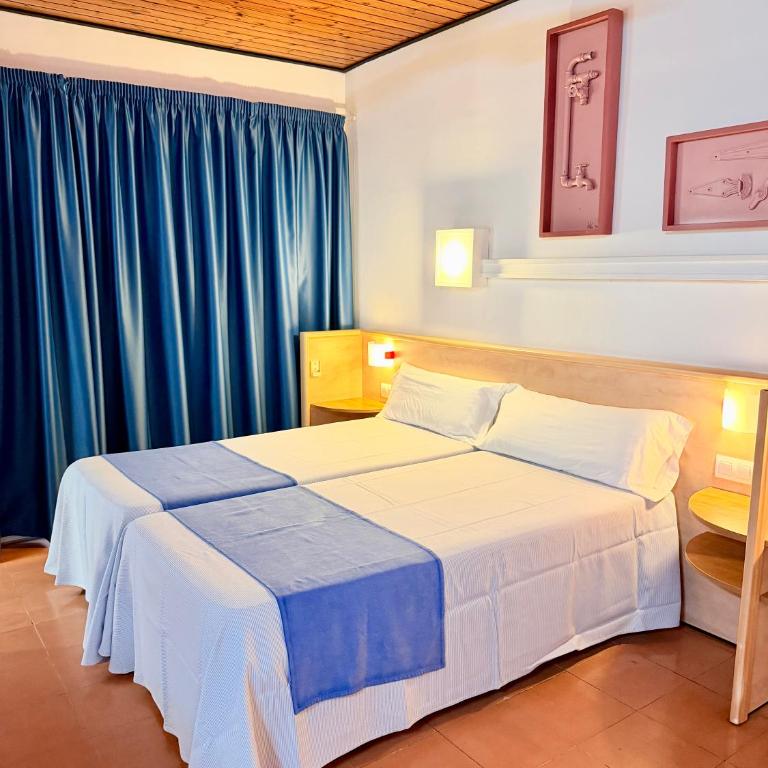 Hotel Xaine Park - Habitación Doble - 2 camas - 8