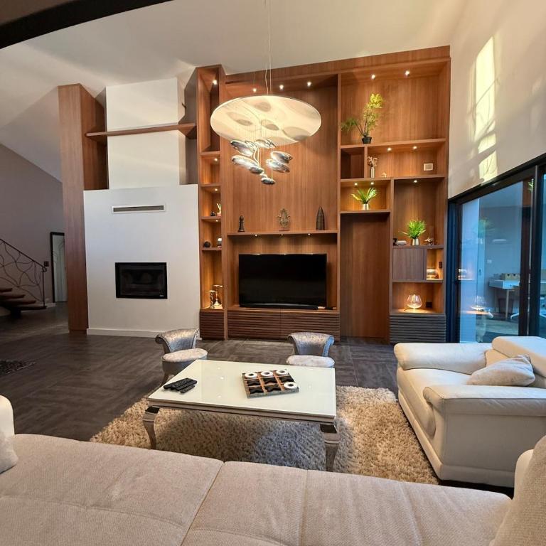 Summer House - Villa avec Piscine Privée - 15