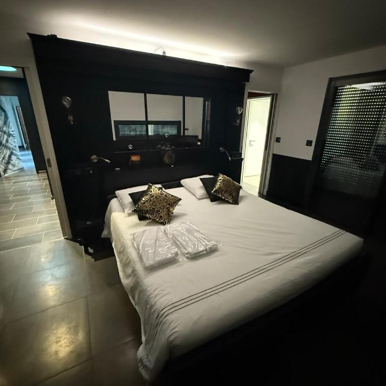 Summer House - Villa avec Piscine Privée - 26