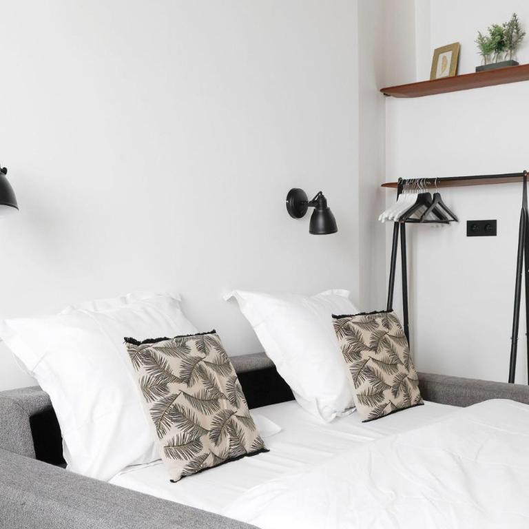 TheBlueStay 347 - Charming Studio in Paris 8 - Studio - 9