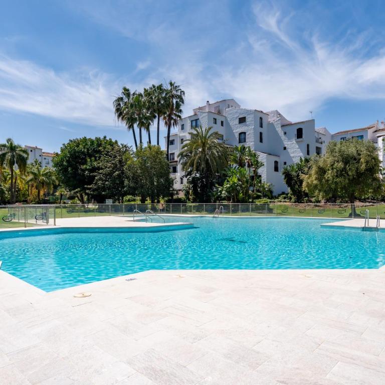 Apartamento Jardines del Puerto - Apartamento de 2 dormitorios con balcón y terraza - 28