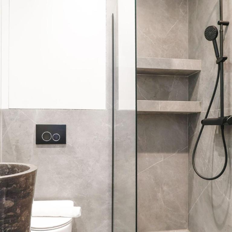 TheBlueStay 347 - Charming Studio in Paris 8 - Studio - 14