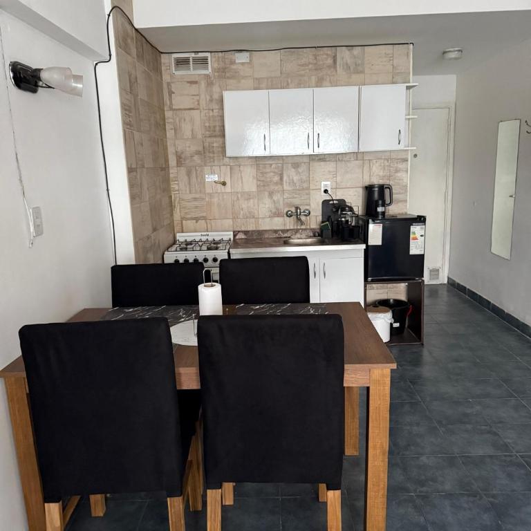 Guemes, a 2 cuadras de la playa - Apartamento de 1 dormitorio - 5