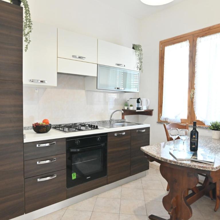IzzHome Central Apartment - Camera Matrimoniale con Bagno Privato - 21