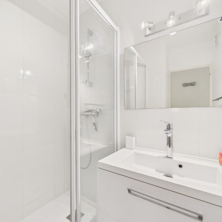 Charmant appartement 400m de la mer - 4pers - Apartment - 5