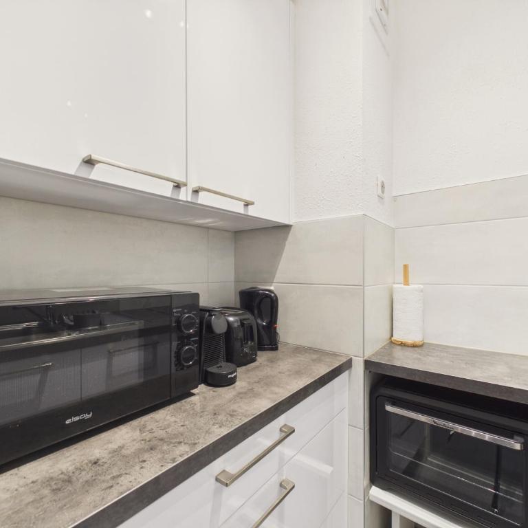 Charmant appartement 400m de la mer - 4pers - Apartment - 14