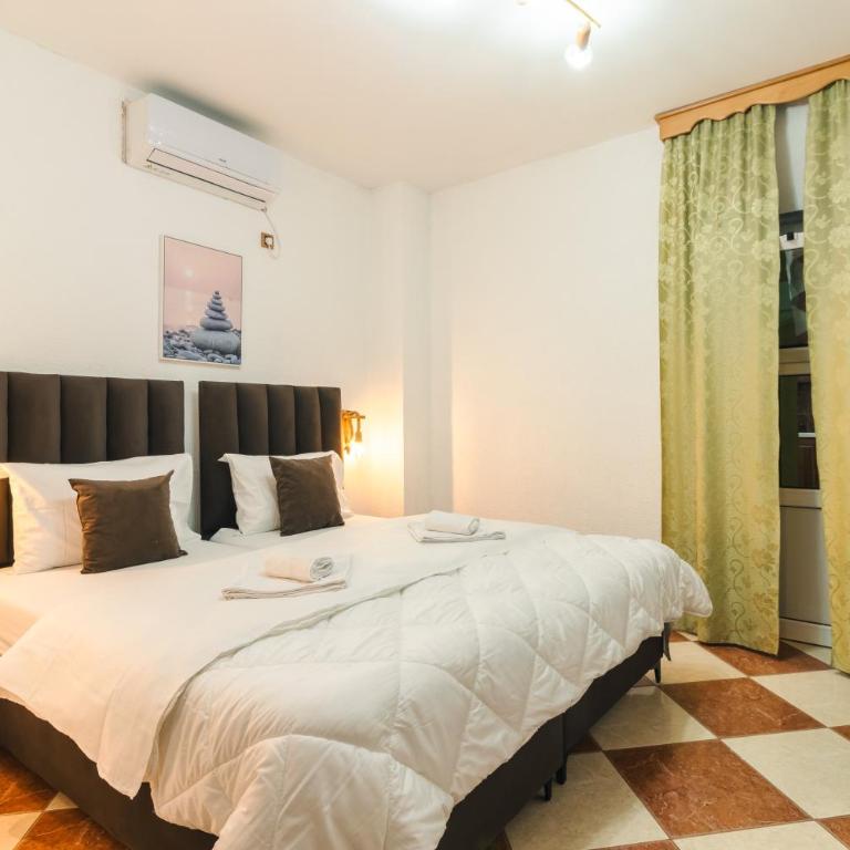 Wiena Apartments - Standard Double Room - 5