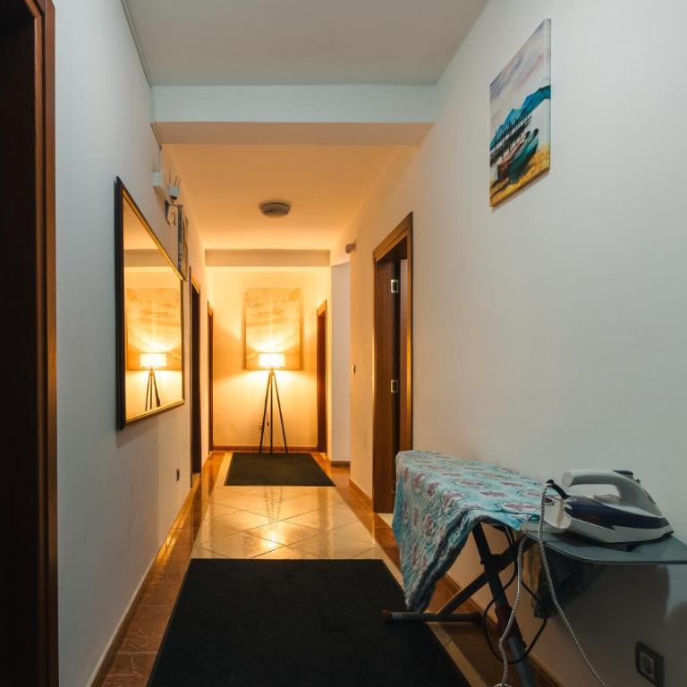 Wiena Apartments - Triple Room with Terrace - 8