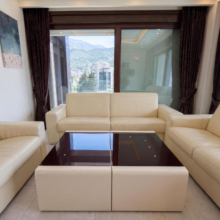 Shine Seaside Bliss Becici - Two-Bedroom Apartment with Sea View - 6