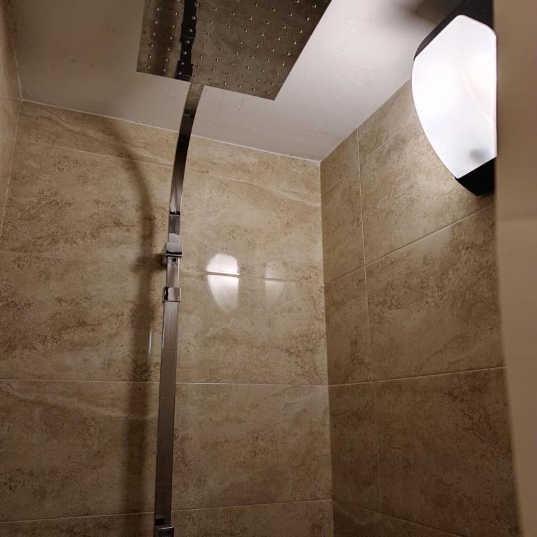 Estudio Moderno en el Centro A pasos de Gran Via - One-Bedroom Apartment - 3