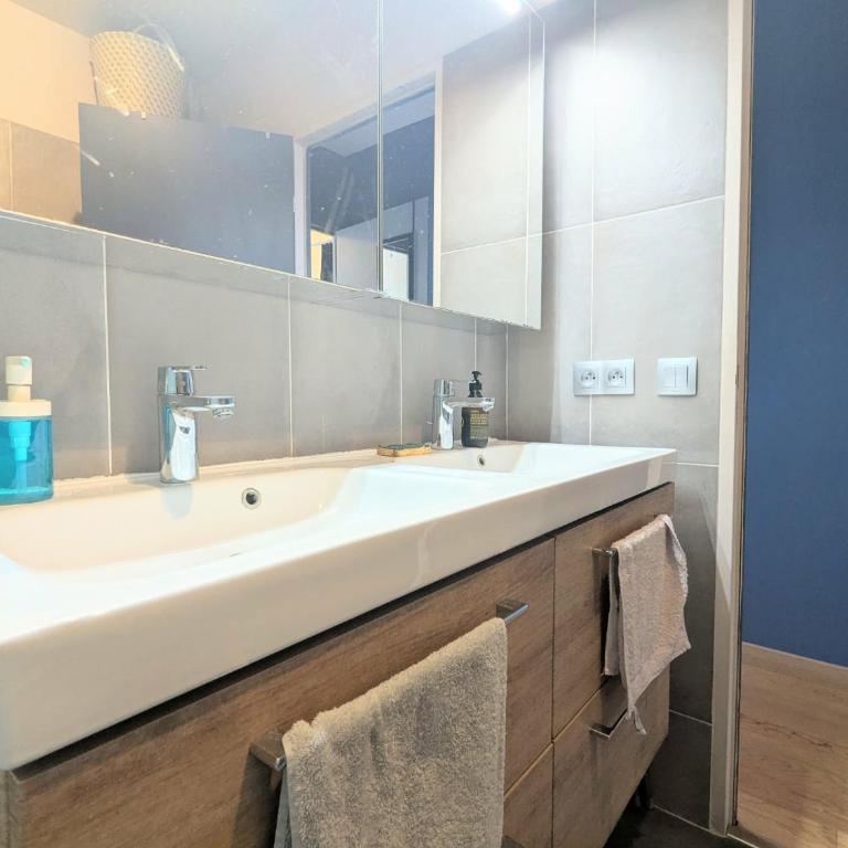 Spacieux appartement 2 chambres - 5 personnes - Appartement 2 Chambres - 30