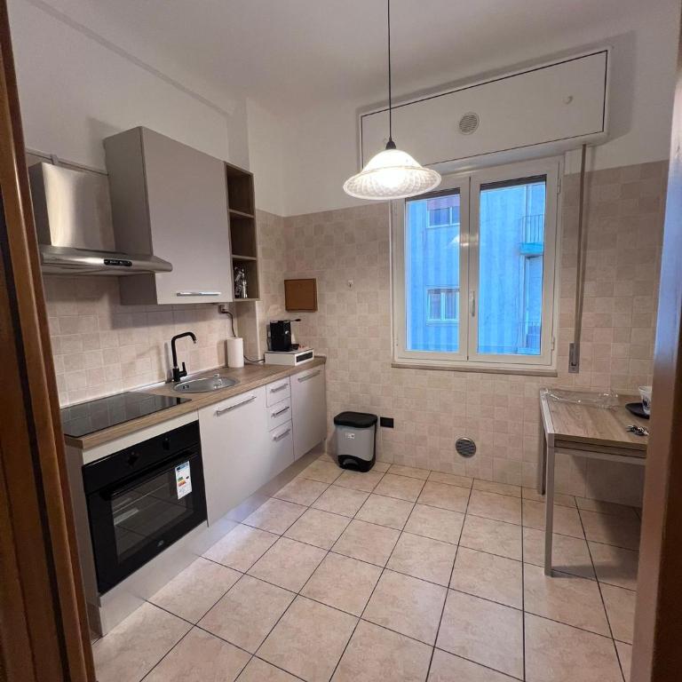 HAKUNA MATATA Elegant Apartment in Central Taranto - Two-Bedroom Apartment - 15