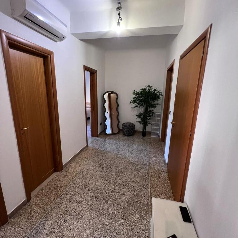 HAKUNA MATATA Elegant Apartment in Central Taranto - Two-Bedroom Apartment - 16