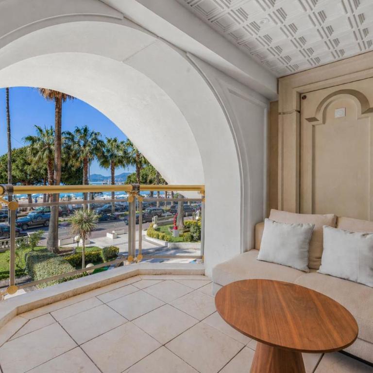 Ref 2058 Cannes Croisette Appartement luxe 2 chambres avec piscine à louer - Appartement - 1
