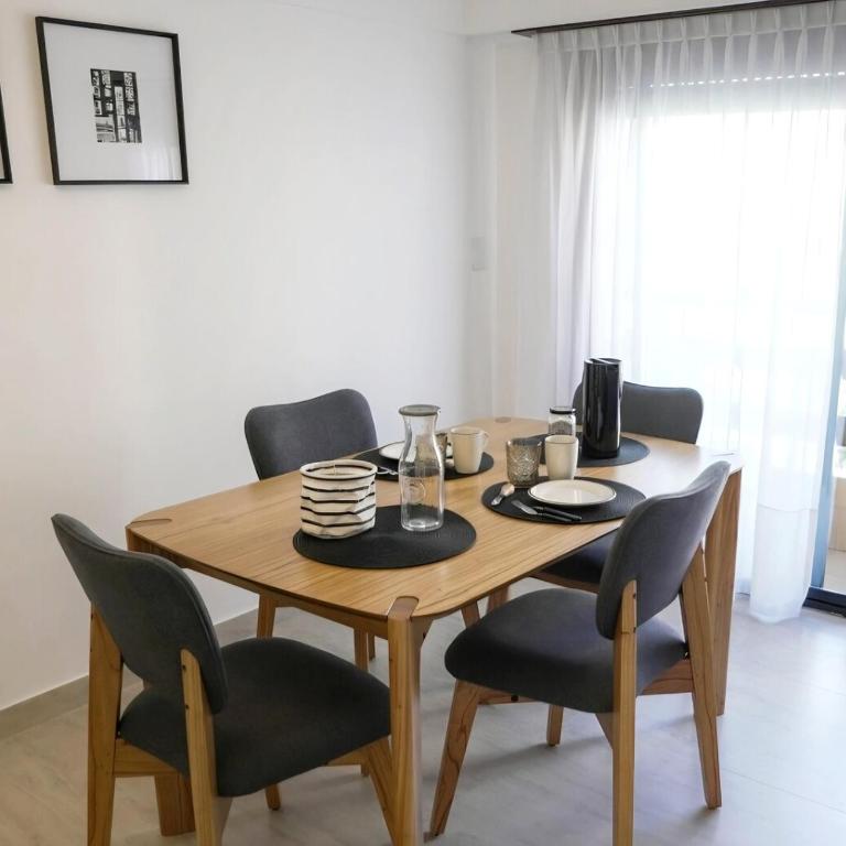 Hermoso Dpto a 1 cuadra del mar con cochera - One-Bedroom Apartment with Balcony - 29