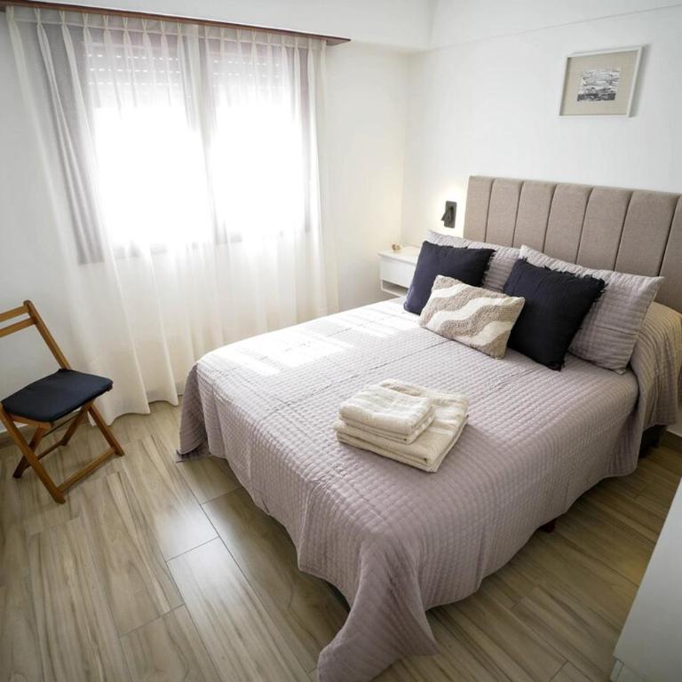 Hermoso Dpto a 1 cuadra del mar con cochera - One-Bedroom Apartment with Balcony - 30