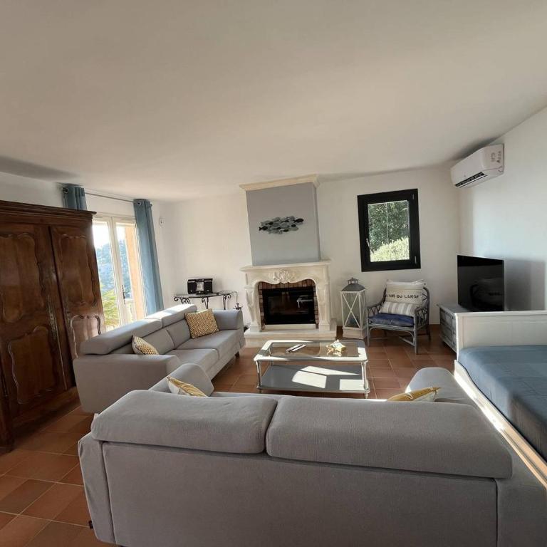Villa moderne 3 chambres avec piscine et climatisation - FR-1-768-131 - Villa - 9