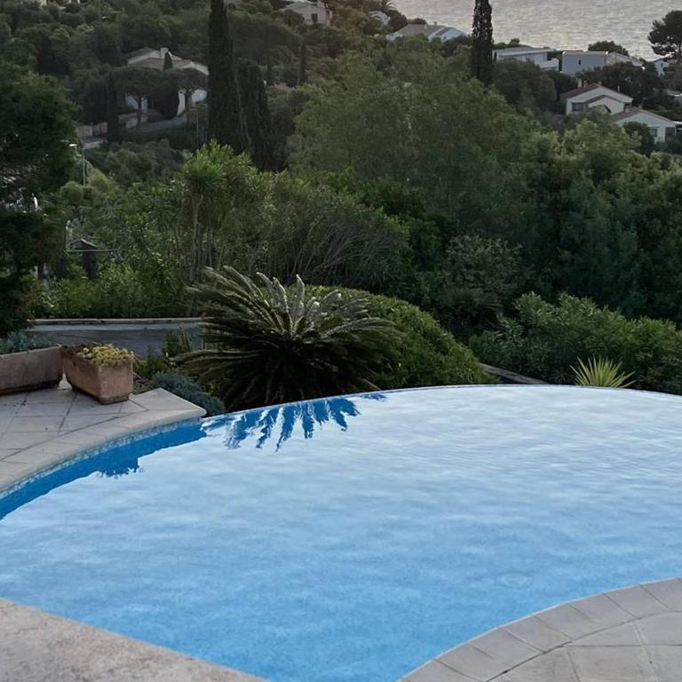 Villa moderne 3 chambres avec piscine et climatisation - FR-1-768-131 - Villa - 14