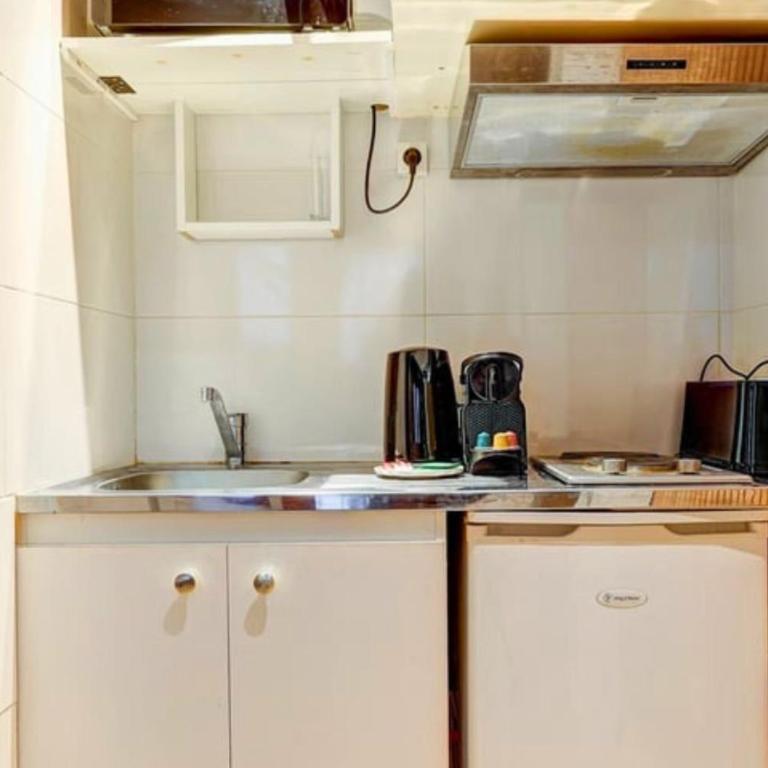 TBS 329 - Charming studio in Paris - Appartement 1 Chambre - 8