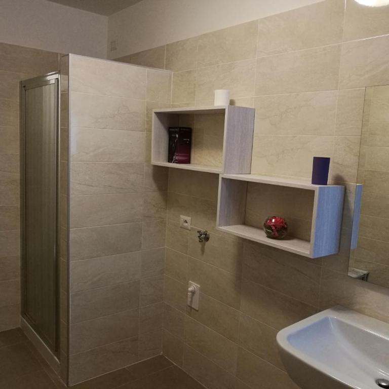 Melibi - Re Lear Apartments - Camera Tripla con Bagno Privato Esterno - 14