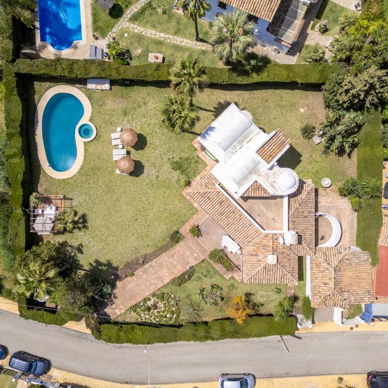 Sunlit 3 BDRM Coastal Villa w Pool and Sea View - Villa con piscina privada - 31