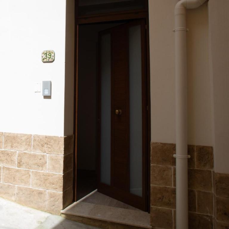 La Casa Sotto il Campanile - Two-Bedroom Apartment with Terrace - 9