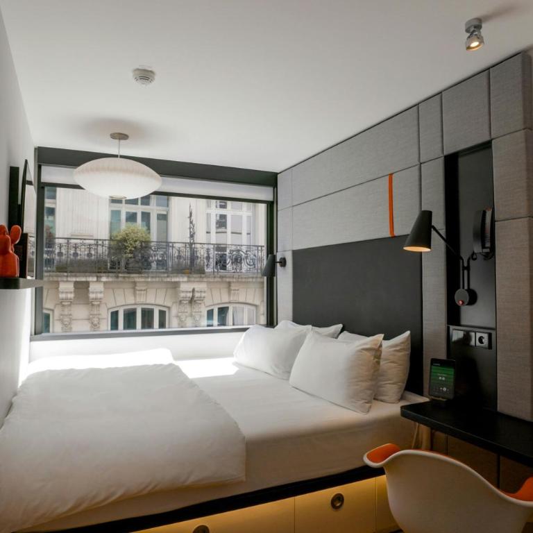 citizenM Paris Opera - Chambre Lit King-Size - 1