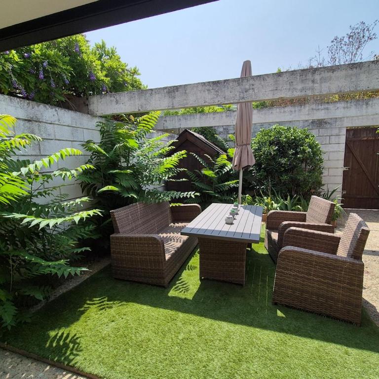 Villa Lempicka - jolie maison, jardin, parking privé - Haus mit 2 Schlafzimmern - 3