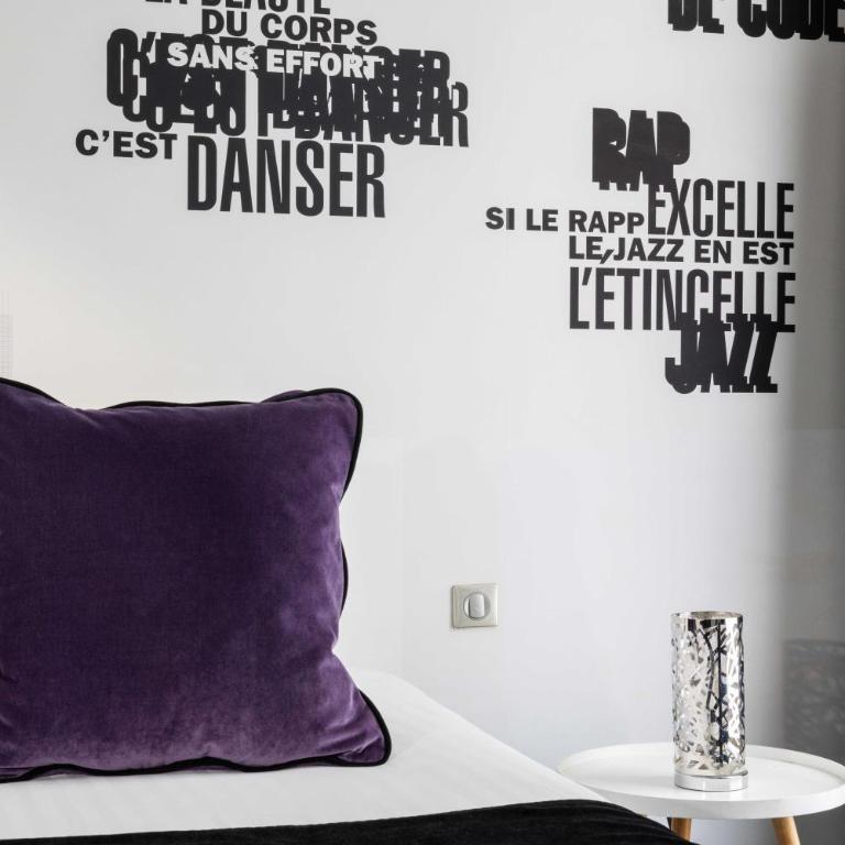Hôtel du Triangle d'Or - Proche Madeleine - Chambre Double Deluxe - 11