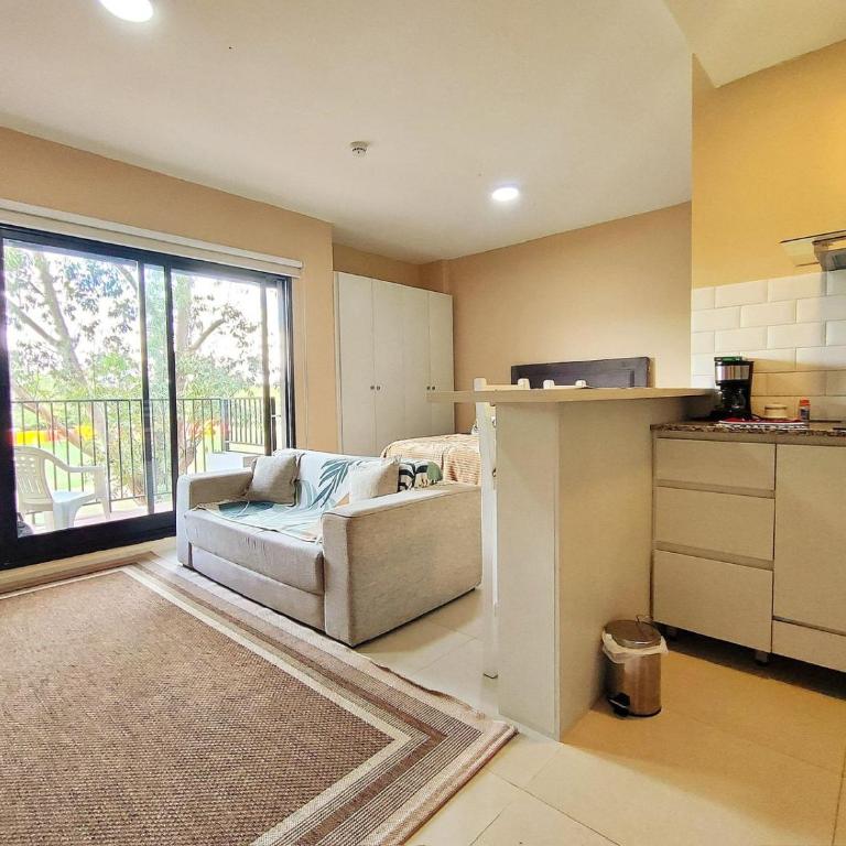 Golden Stay Apartaments Ciudad Jardin - One-Bedroom Apartment - 1