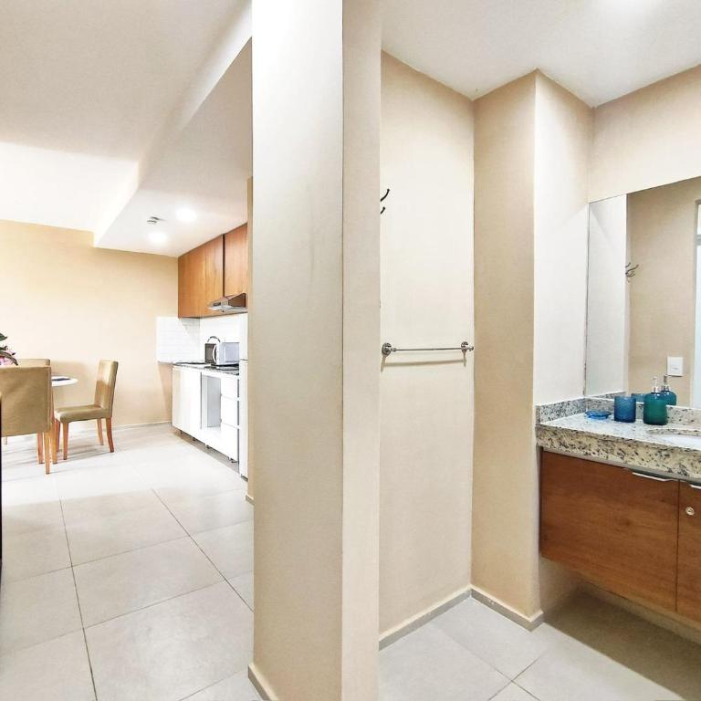 Golden Stay Apartaments Ciudad Jardin - Two-Bedroom Apartment - 2