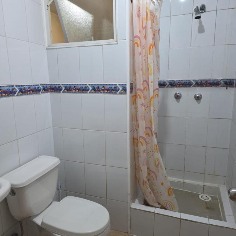 Apart hotel Cabañas D'Sandrita frente al mar Cartagena - Family Room with Private Bathroom - 7