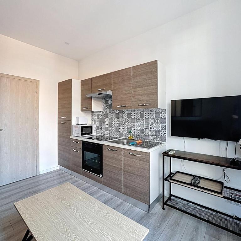 Cannes la Bocca 2P au calme - Appartement 1 Chambre - Vue sur Jardin - 3