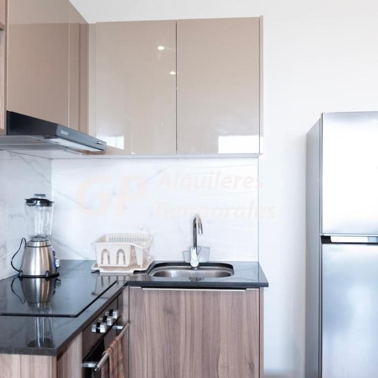 MONOAMBIENTE ACOGEDOR CON BALCON y GARAJE - One-Bedroom Apartment - 11