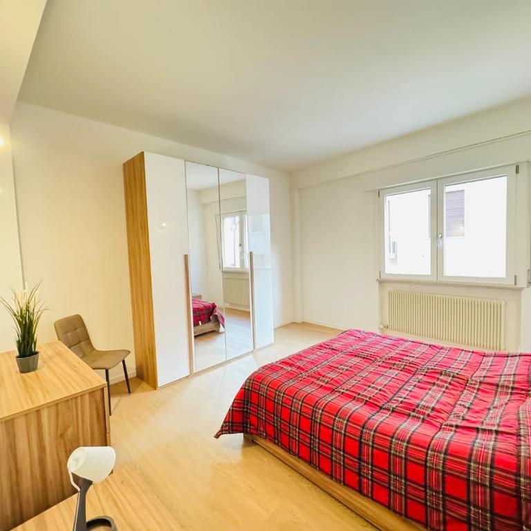 Marzolo Suite - 3 camere, 2 bagni - Centro Treviso - Appartamento con 3 Camere da Letto - 2