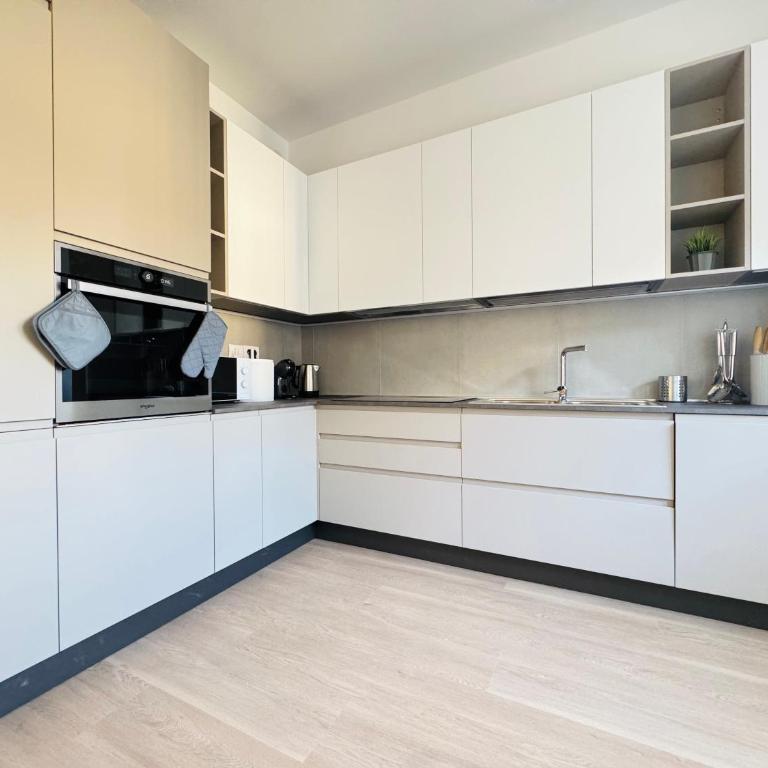 Marzolo Suite - 3 camere, 2 bagni - Centro Treviso - Appartamento con 3 Camere da Letto - 5