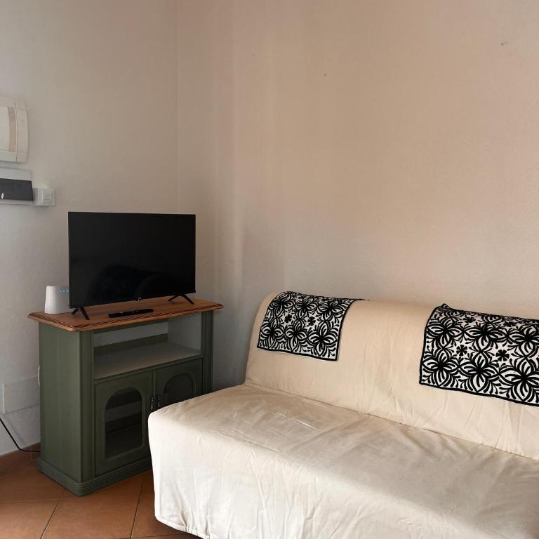 Rafael Villasimius House - Two-Bedroom House - 10