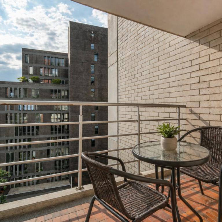 Apartamentos Cyan by HOUSY - Two-Bedroom Apartment - 1