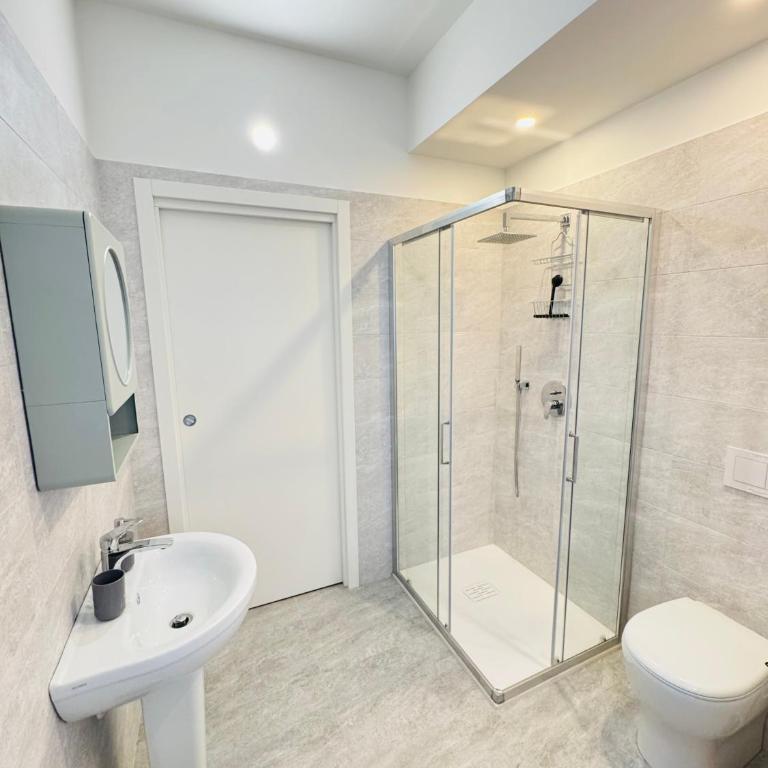 Marzolo Suite - 3 camere, 2 bagni - Centro Treviso - Appartamento con 3 Camere da Letto - 22