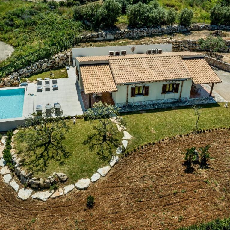 Villa Lidia con piscina privata - Villa - 10