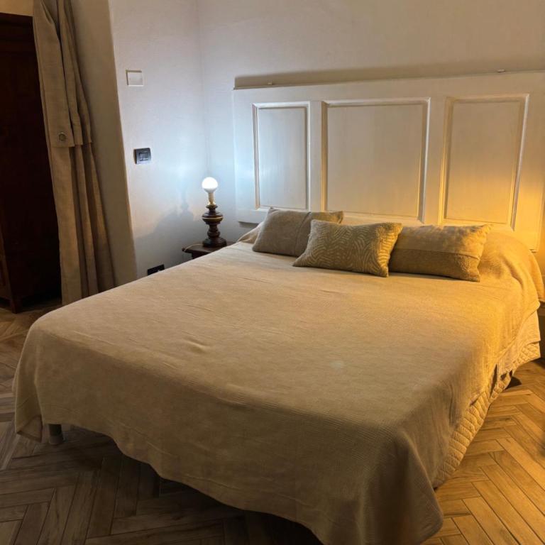 Loft Vicolo di Vallepiatta 2 min Piazza del Campo con parcheggio - Appartamento con 1 Camera da Letto - 10